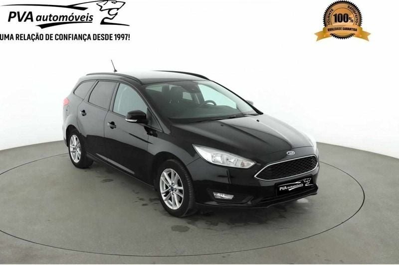 Preto Usado 2017 Ford Focus Trend+ Carrinha | € 12.490 (Preço justo) - Imagem 1/4