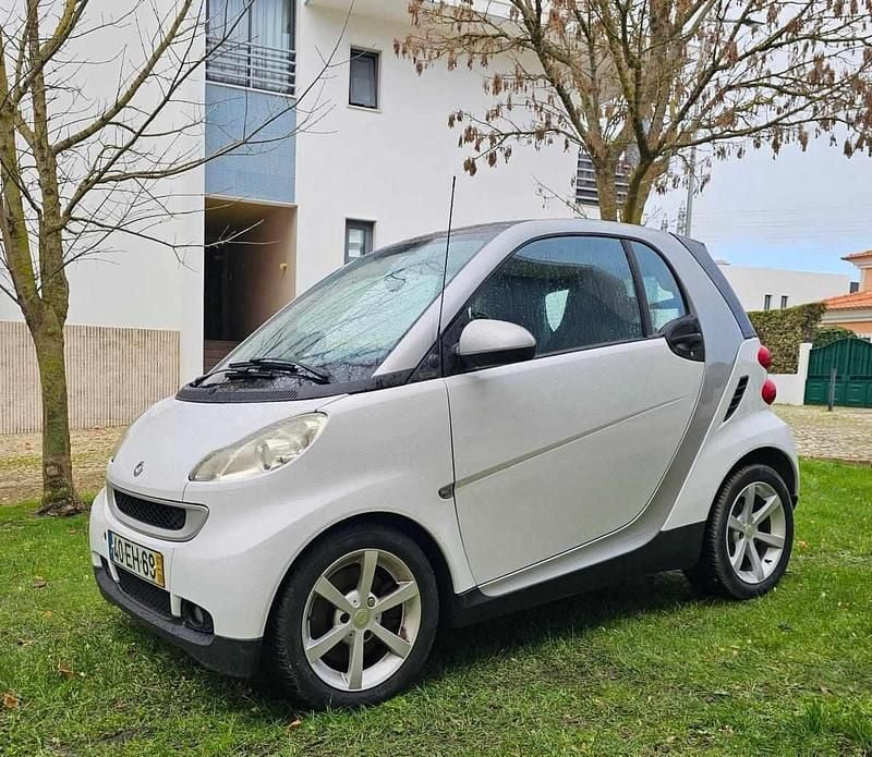 Branco Usado 2007 Smart ForTwo Coupé Coupé | € 4.990 (Preço justo) - Imagem 1/4