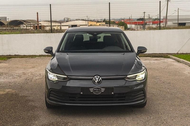 Usado VW Golf VII Life 115 HP (84 kW) 2020 Cinza