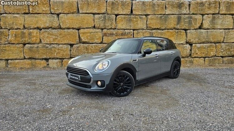 Cinza Usado 2017 Mini One D Clubman Carrinha | € 16.500 (Preço justo) - Imagem 1/1