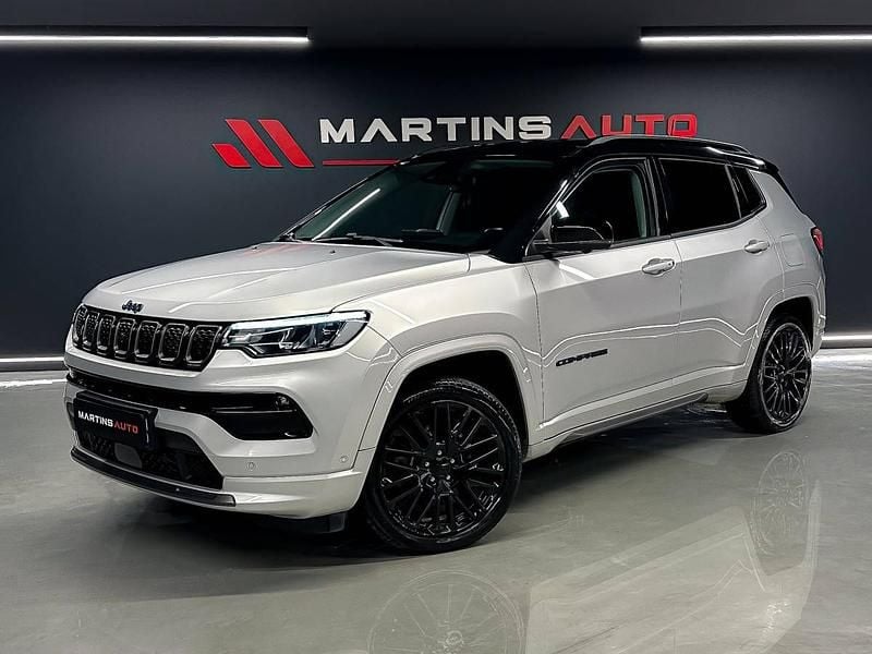 Cinzento Usado 2022 Jeep Compass SUV | € 25.990 (Preço justo) - Imagem 1/4