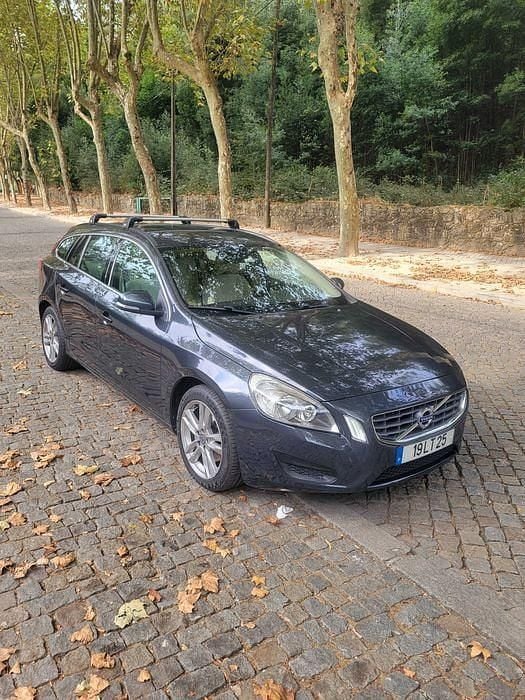 Usado 2011 Volvo V60 Carrinha | € 8.500 (Bom preço) - Imagem 1/4