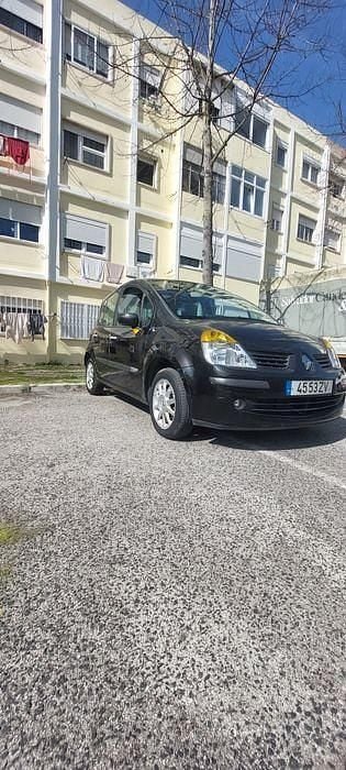 Usado Renault Modus 75 HP (55 kW) 2005 Monovolume