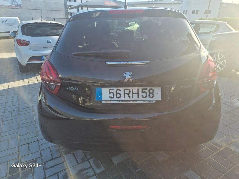 Usado Peugeot 208 Style 75 HP (55 kW) 2016 Preto Citadino
