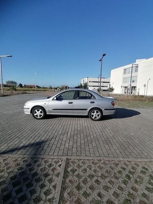 Usado 2000 Nissan Almera Sedan | € 3.500 (Caro) - Imagem 1/4