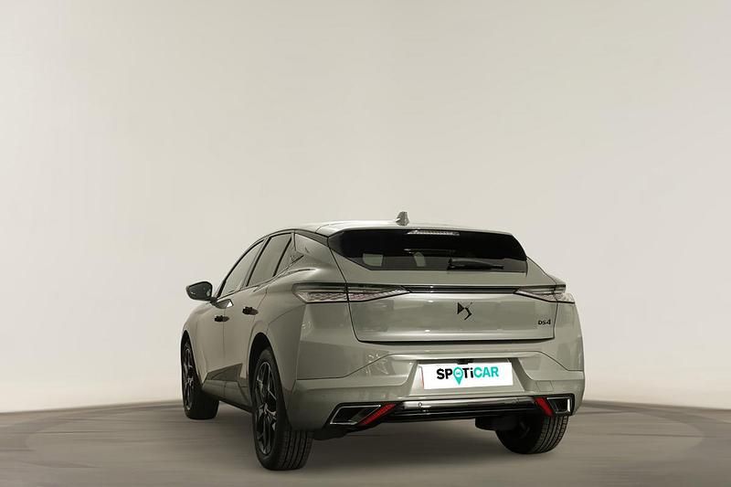 Usado DS Automobiles DS4 Performance 130 HP (95 kW) 2024 Cinzento