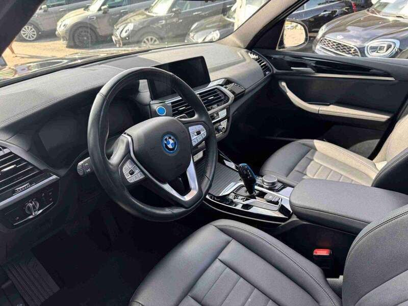 Cinzento Usado 2021 BMW iX SUV | € 39.900 (Preço justo) - Imagem 1/4