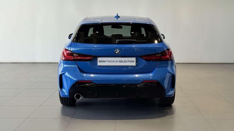 Usado BMW 116 Shadowline 116 HP (85 kW) 2024 Azul misano metalizada Citadino
