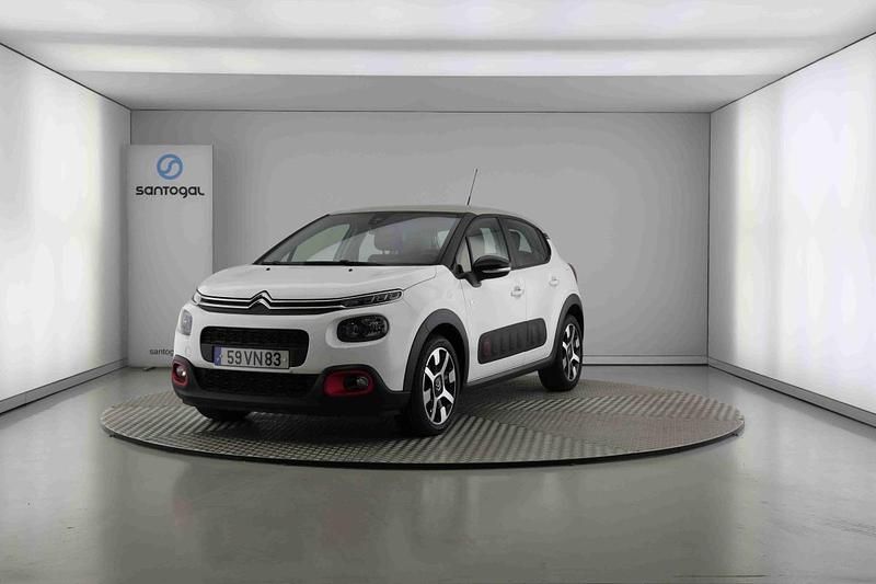 Branco Usado 2018 Citroën C3 PureTech Citadino | € 13.990 (Preço justo) - Imagem 1/4