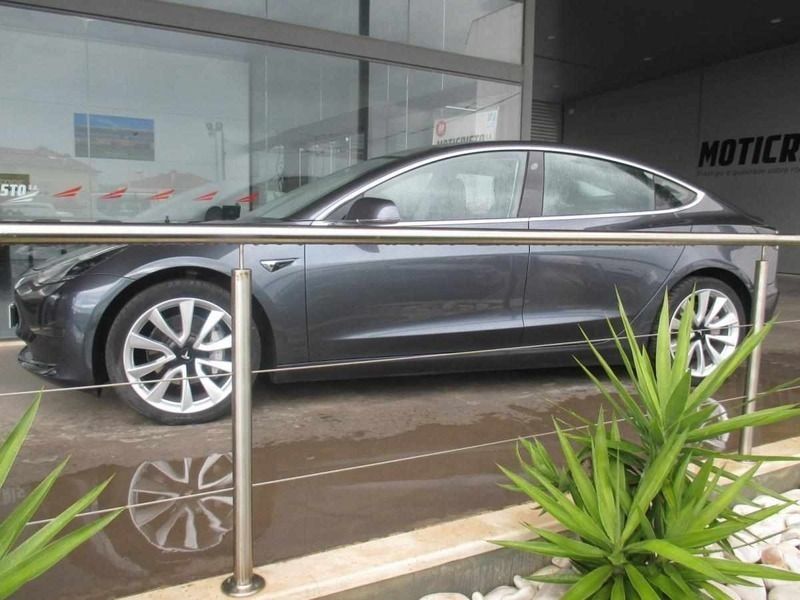 Usado Tesla Model 3 Long Range AWD 258 kW (351 HP) 2020 Cinzento Sedan