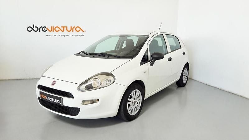 Usado Fiat Punto Easy 95 HP (69 kW) 2018 Branco Citadino