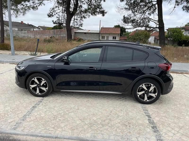 Preto Usado 2024 Ford Focus | € 23.250 (Preço justo) - Imagem 1/4