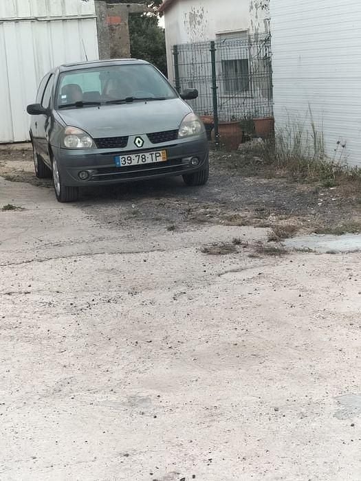 Usado 2002 Renault Clio II | € 1.600 (Preço justo) - Imagem 1/4