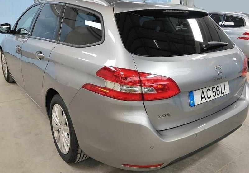 Usado Peugeot 308 Style 102 HP (75 kW) 2020 Cinza Carrinha