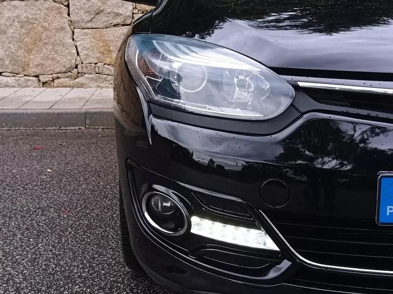Usado Renault Mégane III Bose Edition 110 HP (80 kW) 2014 Preto Carrinha