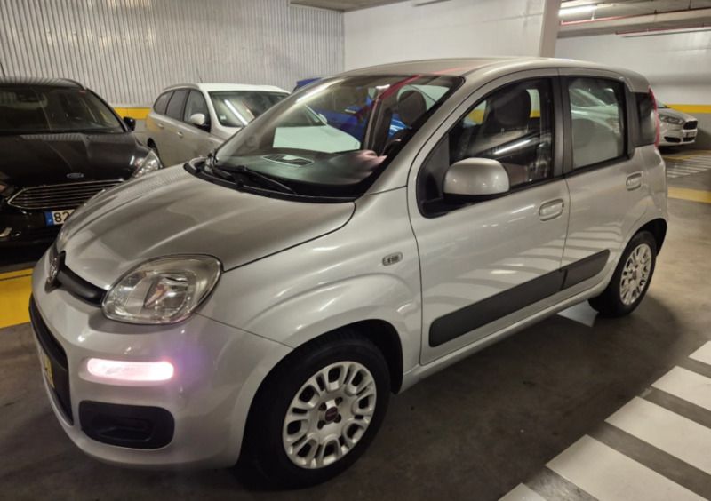 Cinza Usado 2015 Fiat Panda Lounge Citadino | € 6.880 (Preço justo) - Imagem 1/4