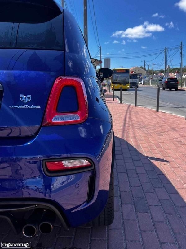 Usado Abarth 595 Competizione 180 HP (132 kW) 2019 Azul Citadino