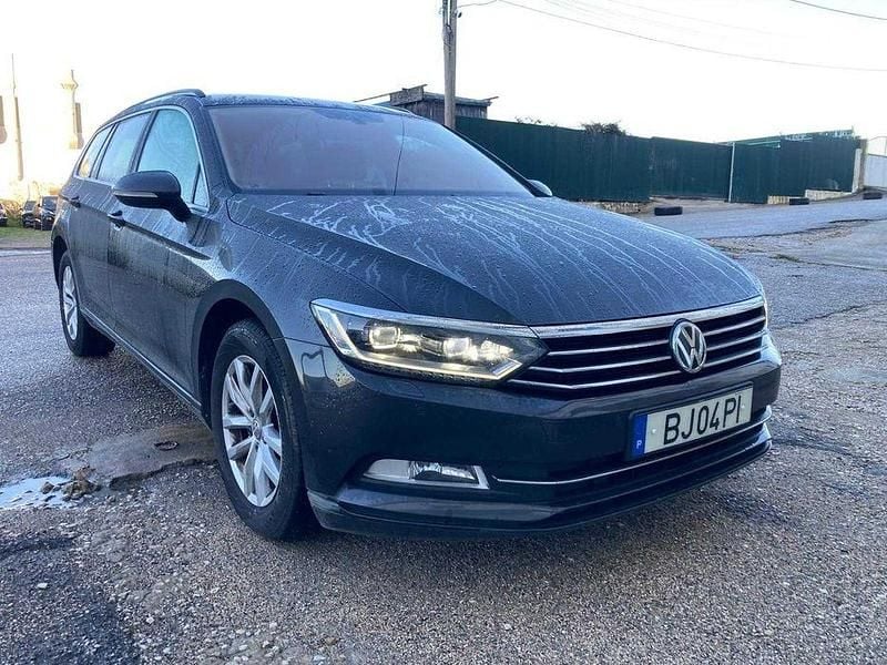 Usado VW Passat 120 HP (88 kW) 2018 Sedan