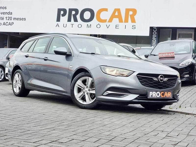 Cinzento Usado 2019 Opel Insignia Carrinha | € 10.900 (Preço justo) - Imagem 1/4