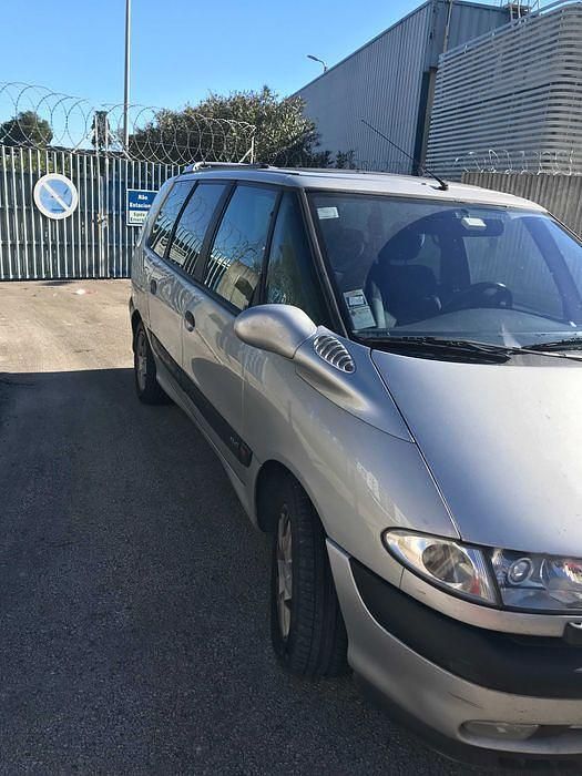 Usado 2001 Renault Espace Monovolume | € 1.750 - Imagem 1/4