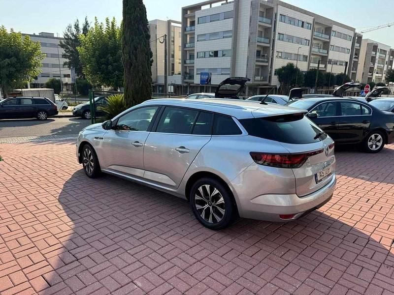 Usado Renault Mégane IV LIMITED 115 HP (84 kW) 2022 Cinza Carrinha