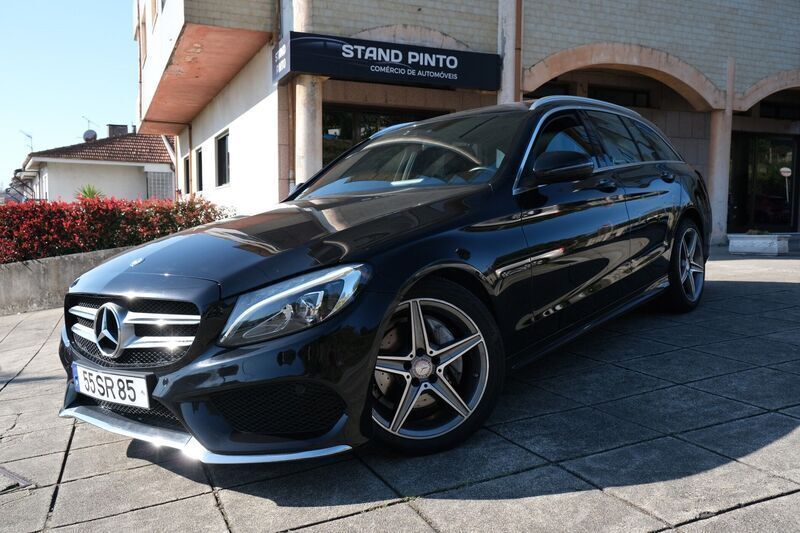 Preto Usado 2017 Mercedes C220 AMG line Carrinha | € 28.500 - Imagem 1/4