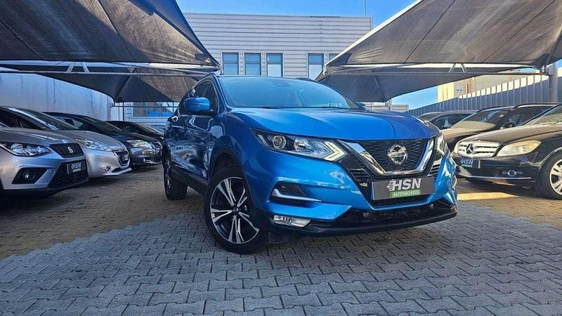 Azul Usado 2018 Nissan Qashqai N-Connecta SUV | € 18.400 (Preço justo) - Imagem 1/4