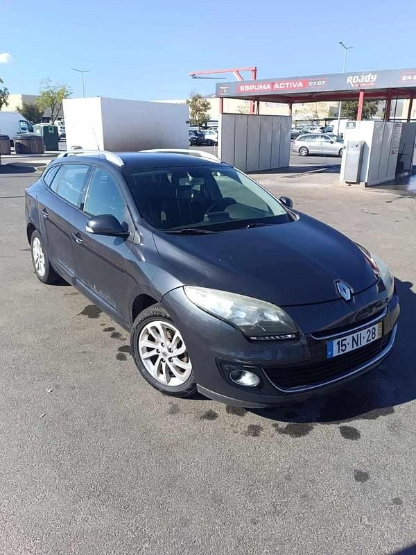 Cinzento Usado 2012 Renault Mégane GrandTour Carrinha | € 4.990 (Bom preço) - Imagem 1/4