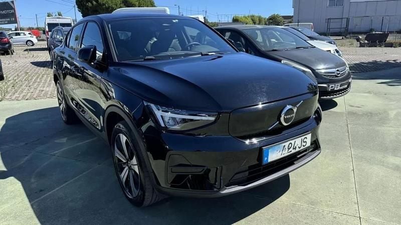 Usado Volvo C40 175 kW (238 HP) 2023 Preto SUV