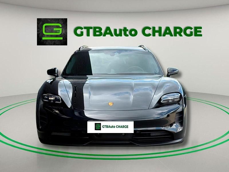 Preto Usado 2022 Porsche Taycan GTS Sedan | € 83.900 - Imagem 1/4