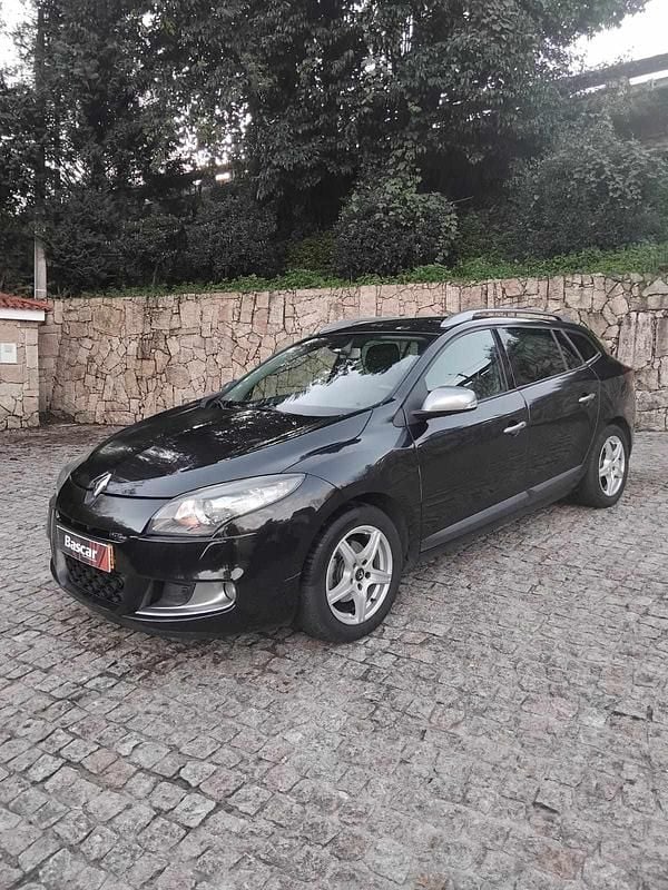 Preto Usado 2011 Renault Mégane III Carrinha | € 6.950 (Preço justo) - Imagem 1/4