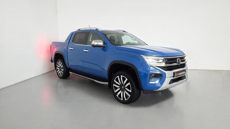 Usado VW Amarok 241 HP (177 kW) 2023 Azul Pickup