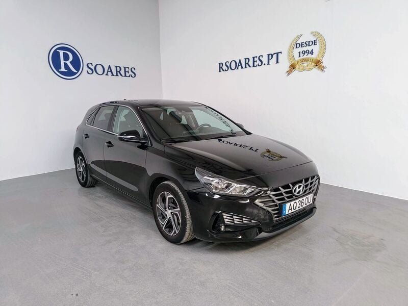 Preto Usado 2022 Hyundai i30 Style | € 18.900 (Preço justo) - Imagem 1/4