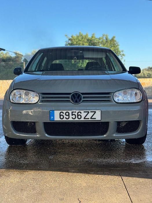 Usado VW Golf IV 110 HP (80 kW) 1998 Citadino
