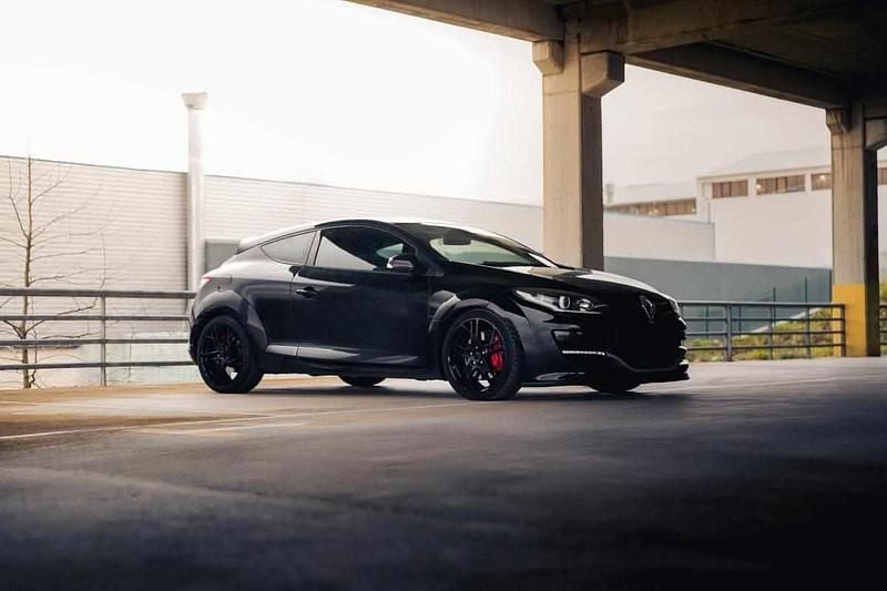 Usado Renault Mégane Coupé R.S. 265 HP (194 kW) 2014 Preto Coupé