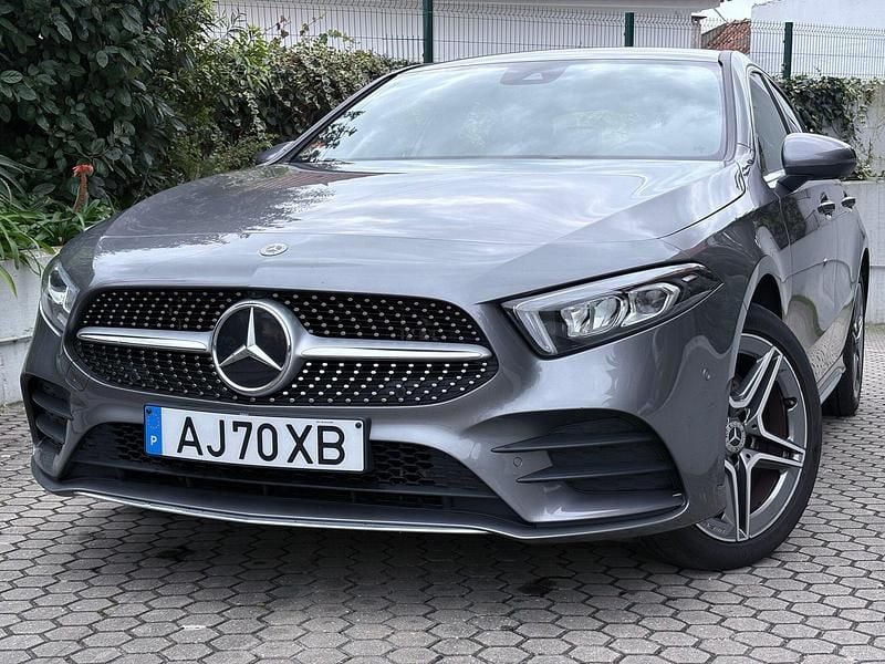 Cinza Usado 2021 Mercedes A250 AMG line Sedan | € 26.900 (Super Preço) - Imagem 1/4