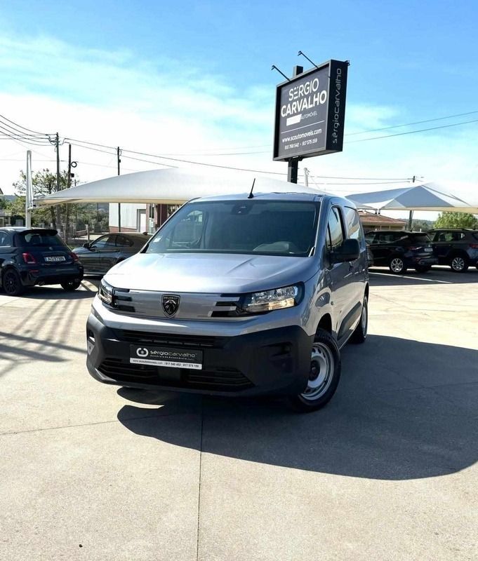 Cinzento Novo 2024 Peugeot Partner Monovolume | € 23.500 (Preço justo) - Imagem 1/4