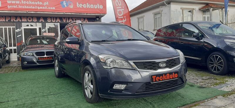Cinza Usado 2010 Kia Ceed Carrinha | € 5.250 (Preço justo) - Imagem 1/4