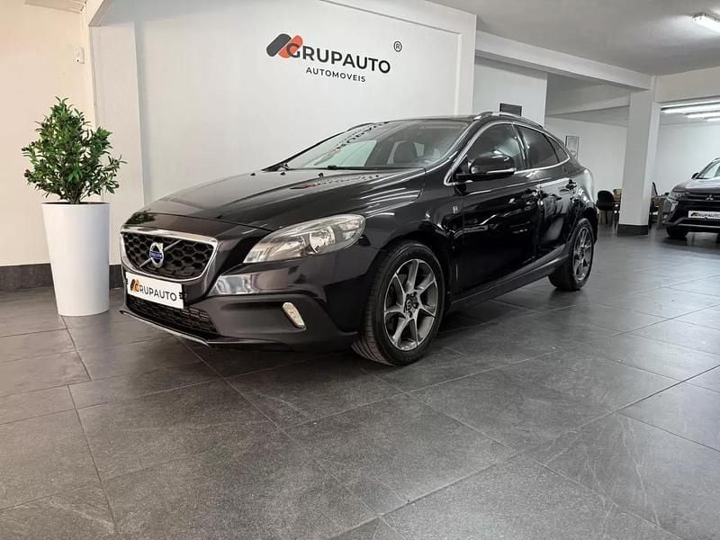 Preto Usado 2014 Volvo V40 CC Ocean Race Carrinha | € 13.990 (Preço justo) - Imagem 1/4