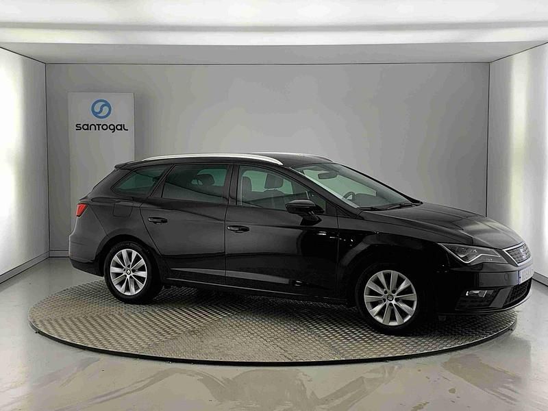 Usado Seat Leon ST Ecomotive 115 HP (84 kW) 2017 Preto Carrinha