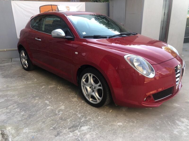Usado Alfa Romeo MiTo Progression 85 HP (62 kW) 2014 Vermelho Citadino