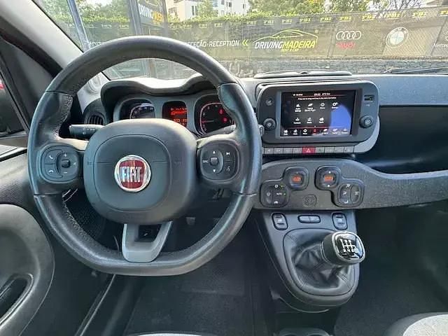 Usado Fiat Panda Cross Cross 69 HP (50 kW) 2022 Vermelho Citadino
