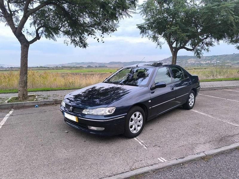 Azul Usado 2002 Peugeot 406 Sedan | € 3.250 - Imagem 1/4