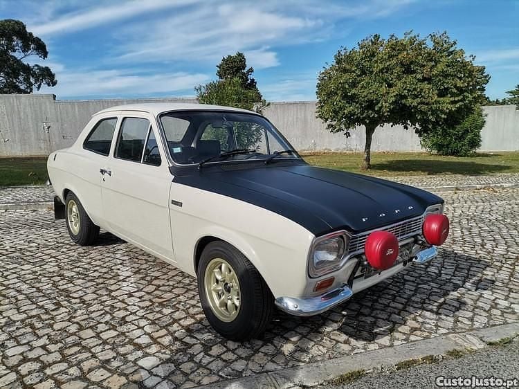 Branco Usado 1980 Ford Escort | € 59.900 - Imagem 1/1