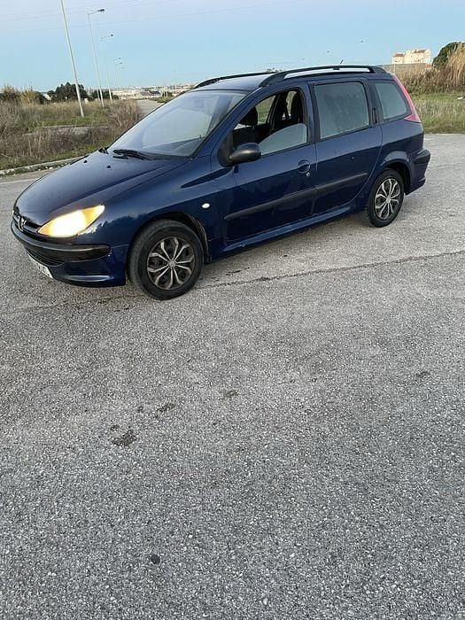 Usado Peugeot 206 68 HP (50 kW) 2003 Carrinha