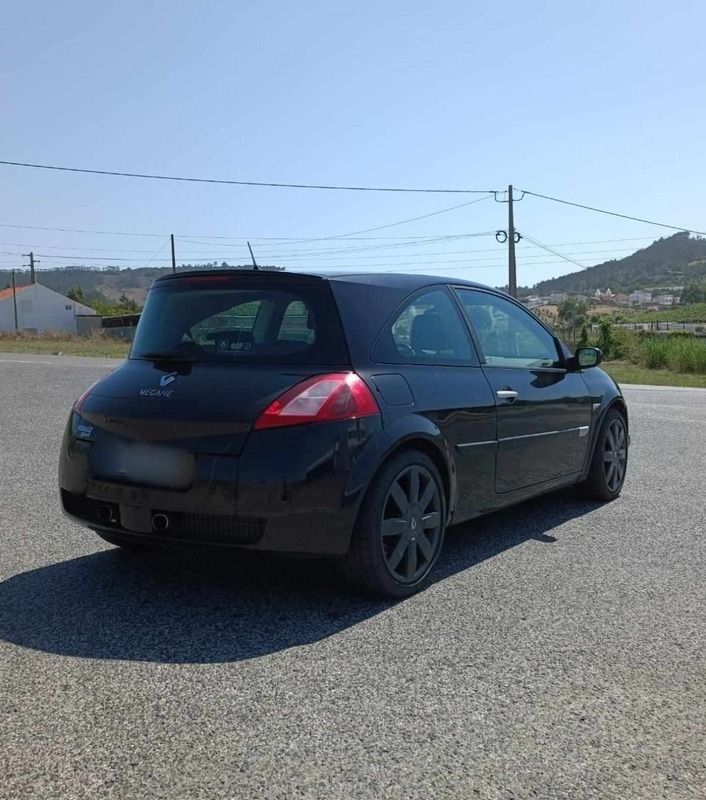 Usado Renault Mégane Coupé R.S. 225 HP (165 kW) 2004 Preto Coupé