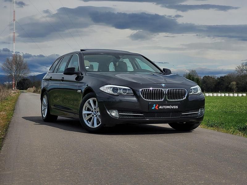 Preto Usado 2013 BMW 520 Carrinha | € 12.900 (Super Preço) - Imagem 1/4