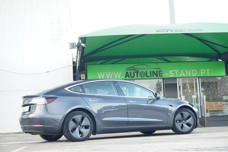 Usado Tesla Model 3 Long Range AWD 350 kW (476 HP) 2020 Azul Sedan