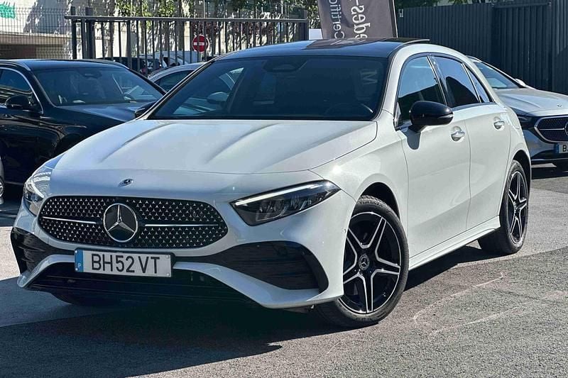 Branco Usado 2024 Mercedes A250 Sedan | € 42.900 (Caro) - Imagem 1/4