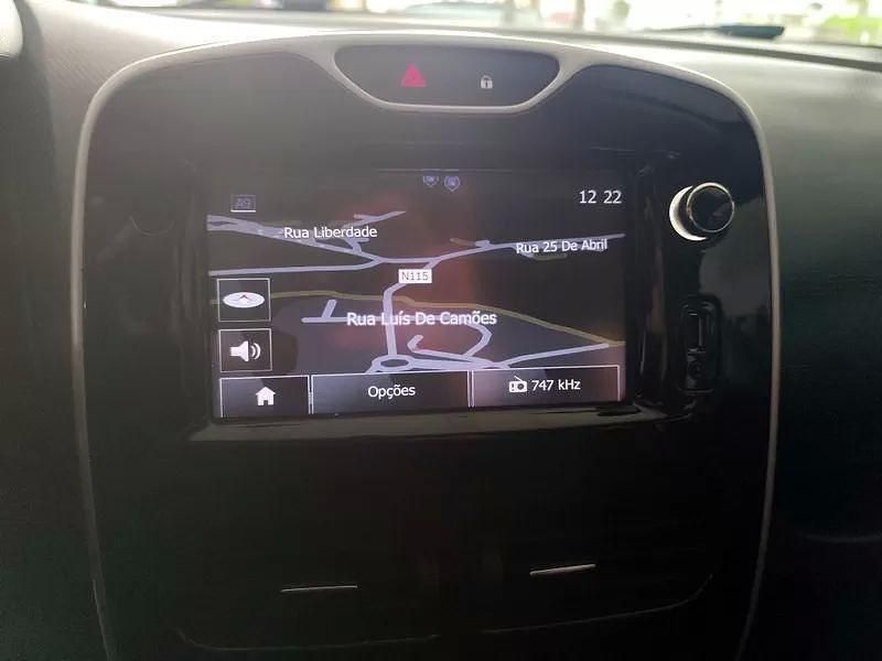 Usado Renault Clio GrandTour Dynamique 90 HP (66 kW) 2015 Preto Carrinha